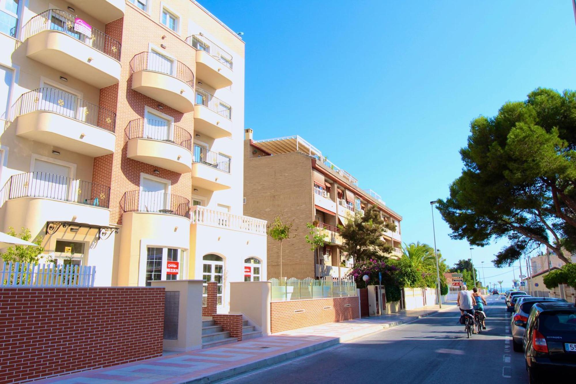 Apartamentos Sol Y Luz El Campello Dış mekan fotoğraf