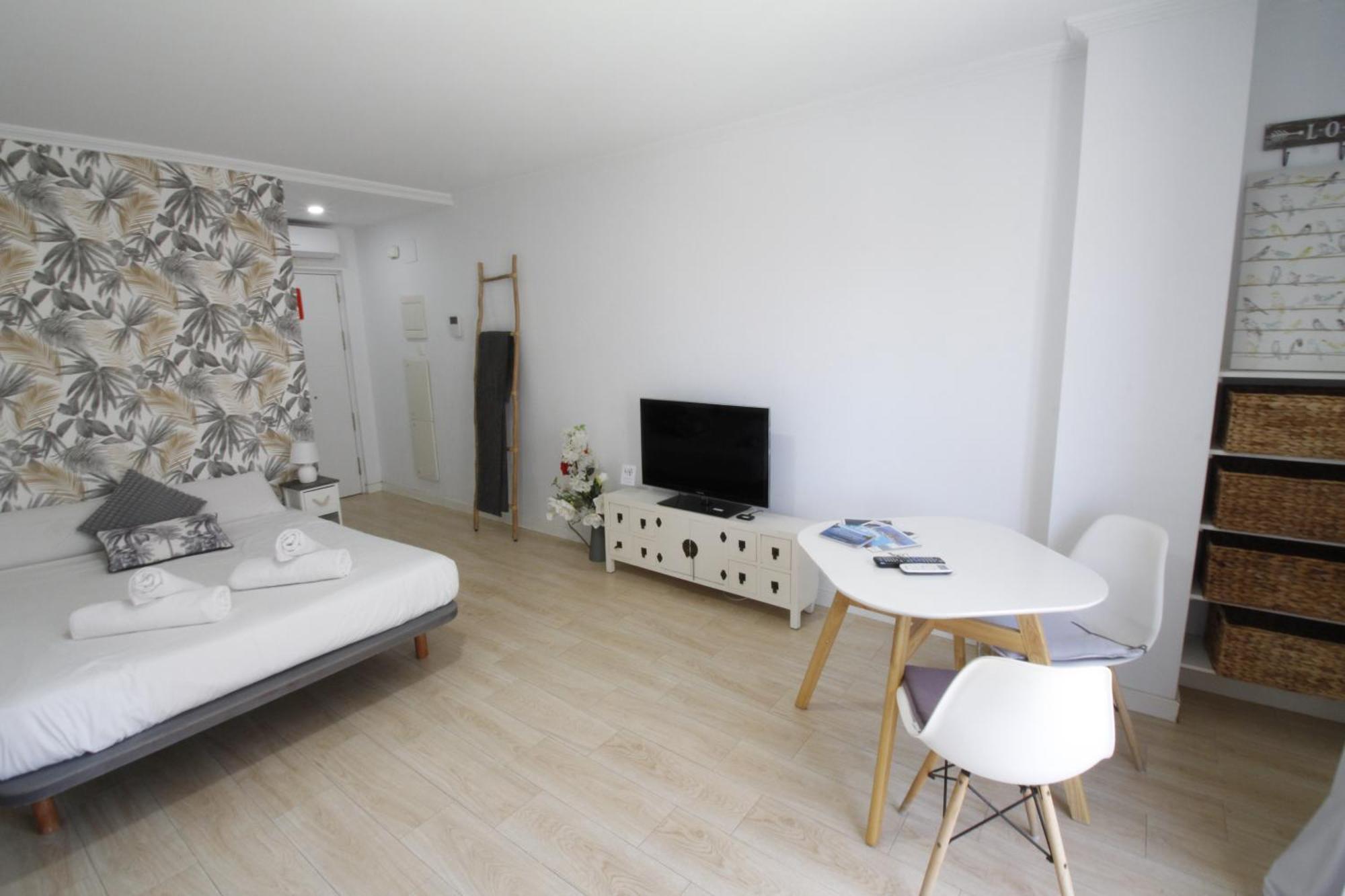 Apartamentos Sol Y Luz El Campello Dış mekan fotoğraf